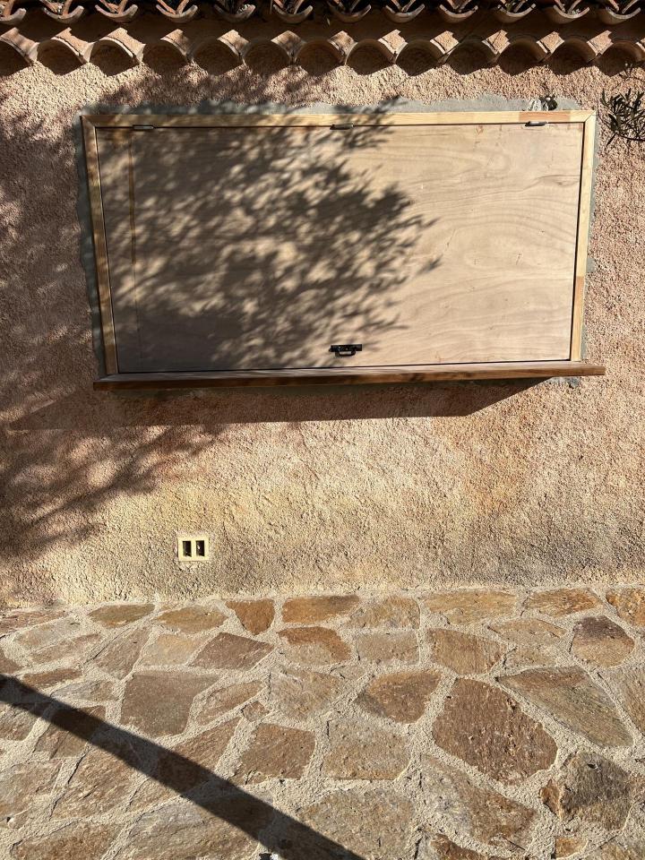 Meubles en bois sur mesure à Hyères