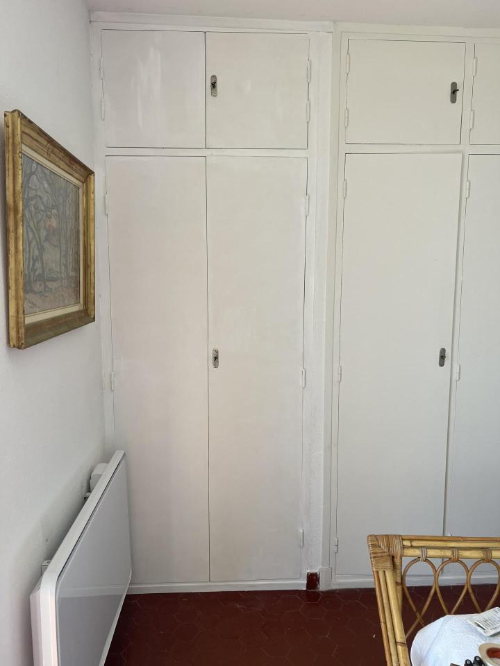  Création sur mesure de portes de garage en bois à Hyères